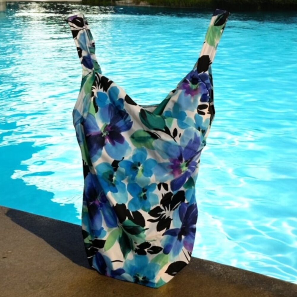 Trimshaper Tankini SWIM TOP Size M Soft Fold Vee Neck